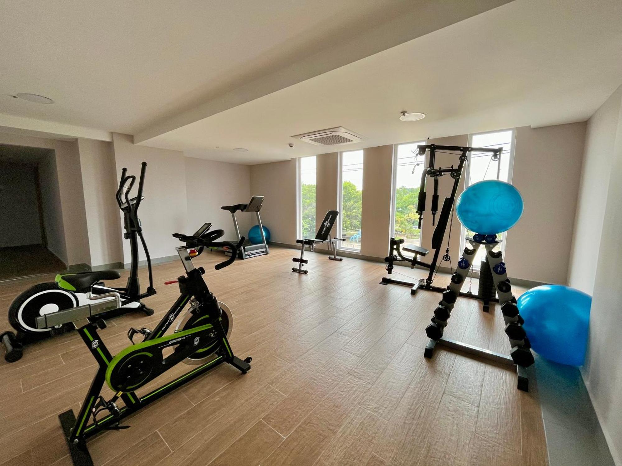 Wyndham Garden Cartagena Hotel ภายนอก รูปภาพ
